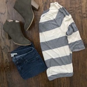 LOFT | Striped Bubble 3/4 length top